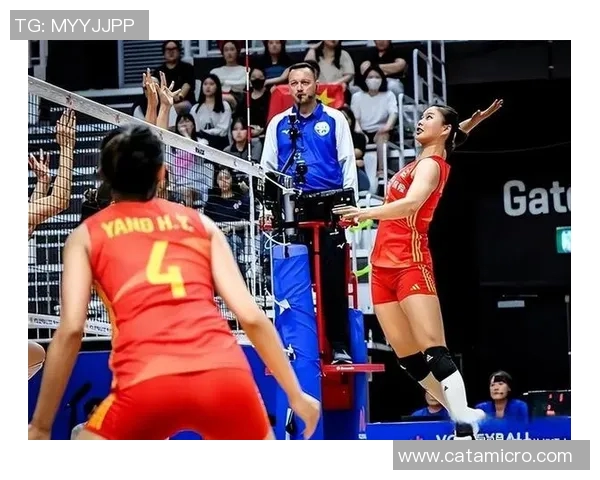 深圳排球队与成都排球队赛后战术分析与复盘探讨