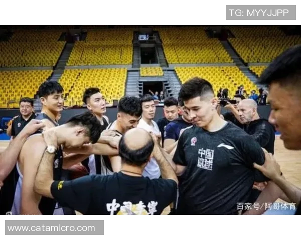 南京篮球队在全国速度排行榜中荣登第九名展现出强劲实力与潜力 南京篮球队在全国速度排行榜中荣登第九名展现出强劲实力与潜力