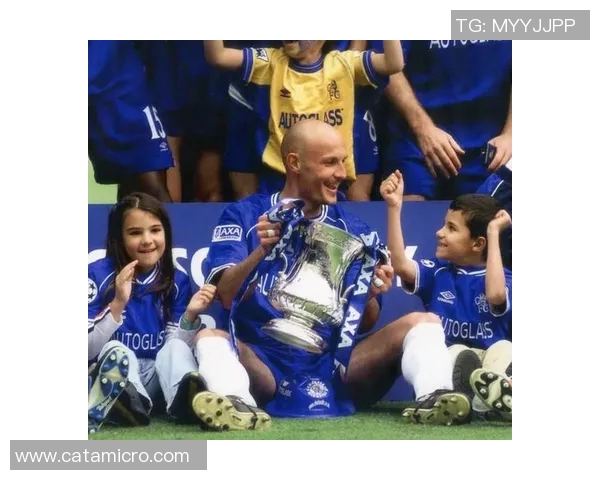 明星儿子是否继承父业成为足球明星的背后故事与未来展望 明星儿子是否继承父业成为足球明星的背后故事与未来展望