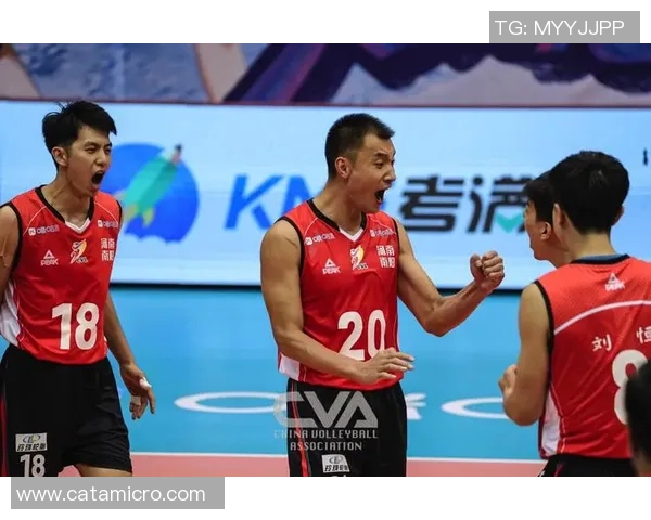 深度对话:探寻黄秀英排球人生背后的故事与奋斗历程 深度对话:探寻黄秀英排球人生背后的故事与奋斗历程